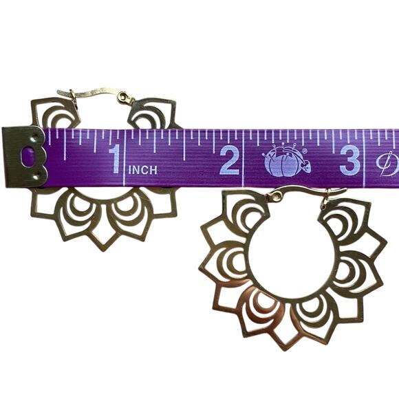 Stainless Steel Lotus Flower Hoop Earrings Boho - Picture 5 of 8